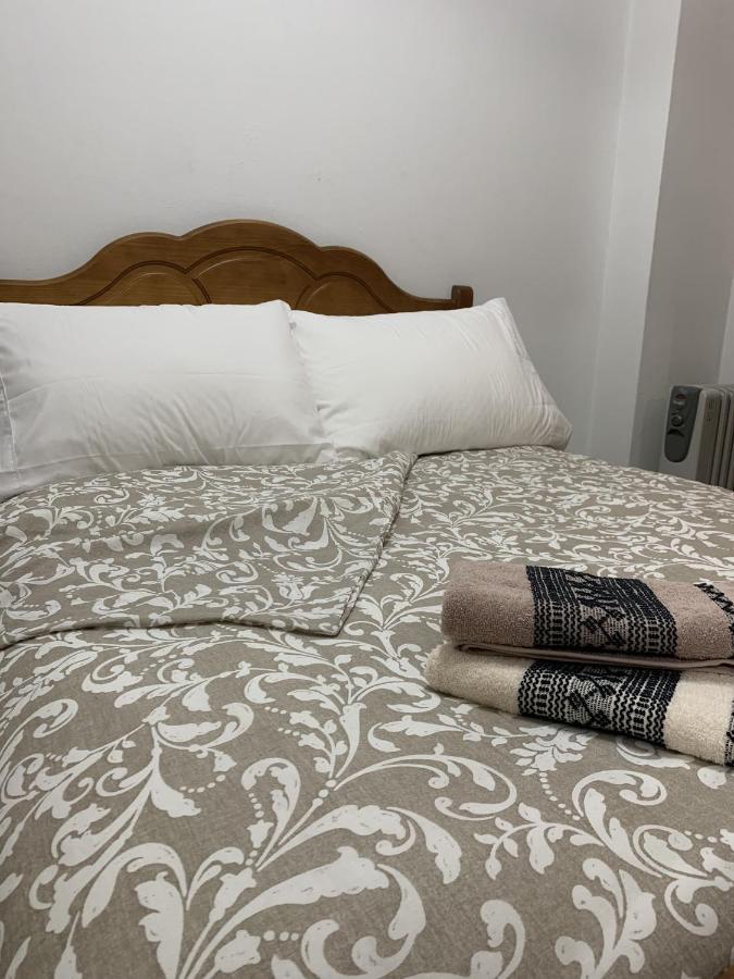 Apartamento Centrico A 1Km De La Playa. Pontedeume Eksteriør billede